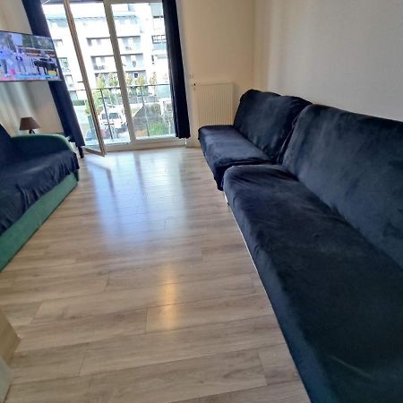 1120 Smialego 41 - Tanie Pokoje W Apartamencie - Samodzielne Zameldowanie - Self Check In Познань Экстерьер фото