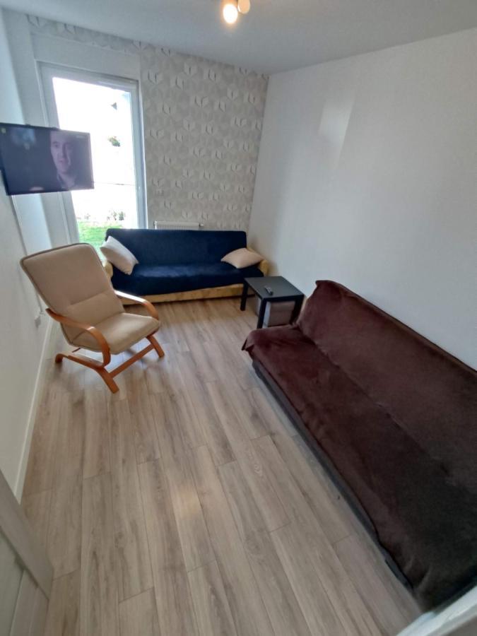1120 Smialego 41 - Tanie Pokoje W Apartamencie - Samodzielne Zameldowanie - Self Check In Познань Экстерьер фото