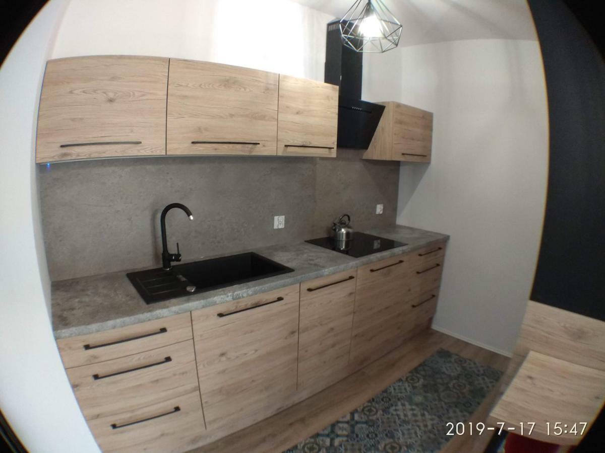 1120 Smialego 41 - Tanie Pokoje W Apartamencie - Samodzielne Zameldowanie - Self Check In Познань Экстерьер фото