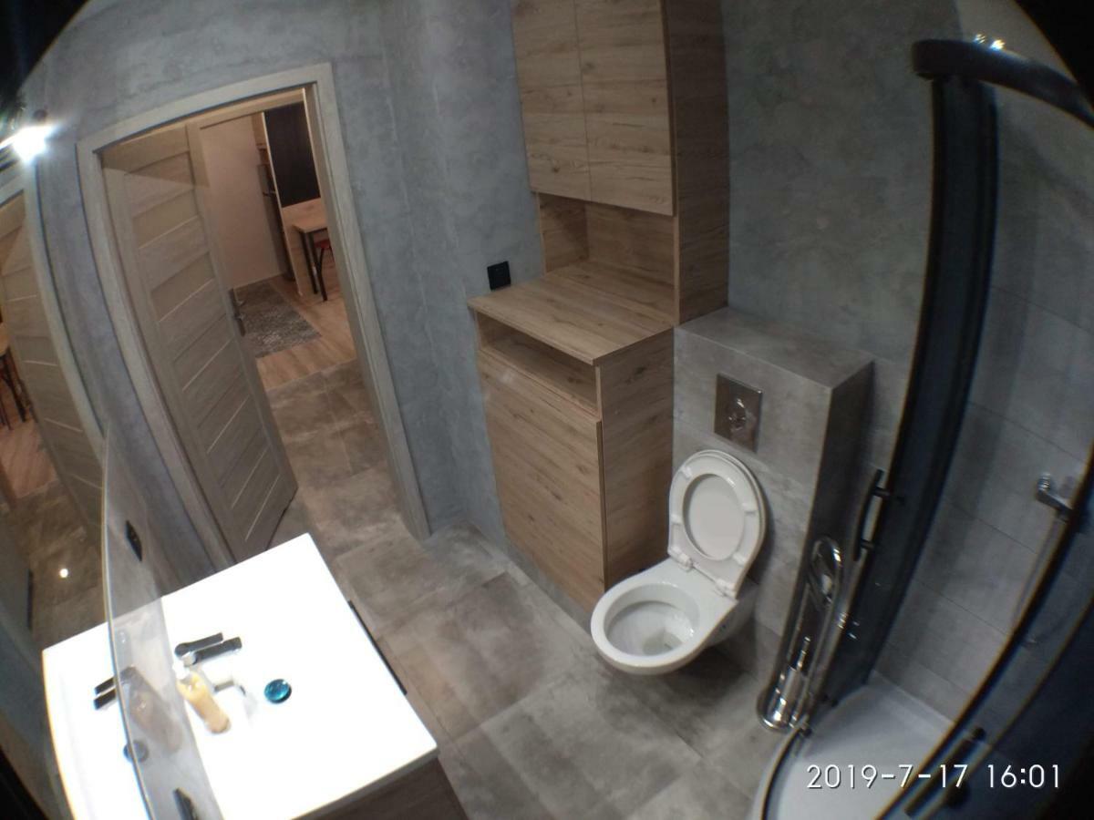1120 Smialego 41 - Tanie Pokoje W Apartamencie - Samodzielne Zameldowanie - Self Check In Познань Экстерьер фото